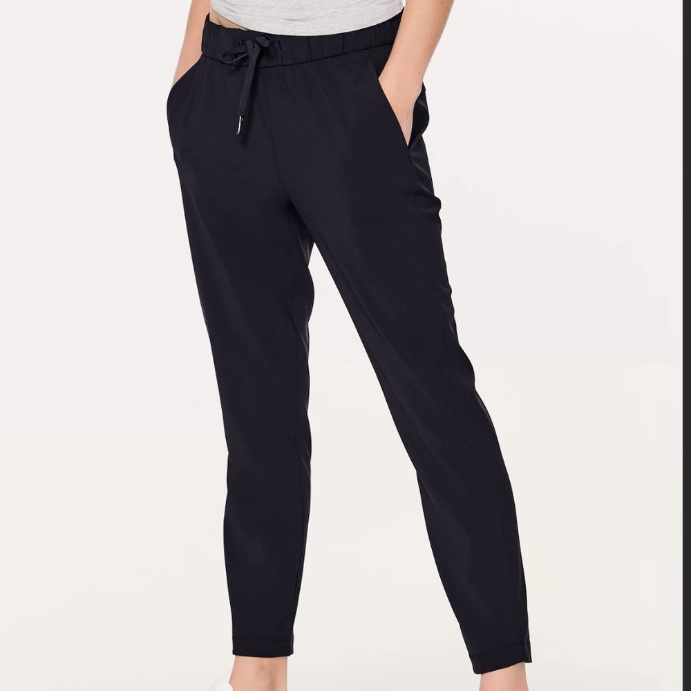 Lululemon Black On The Fly Jogger